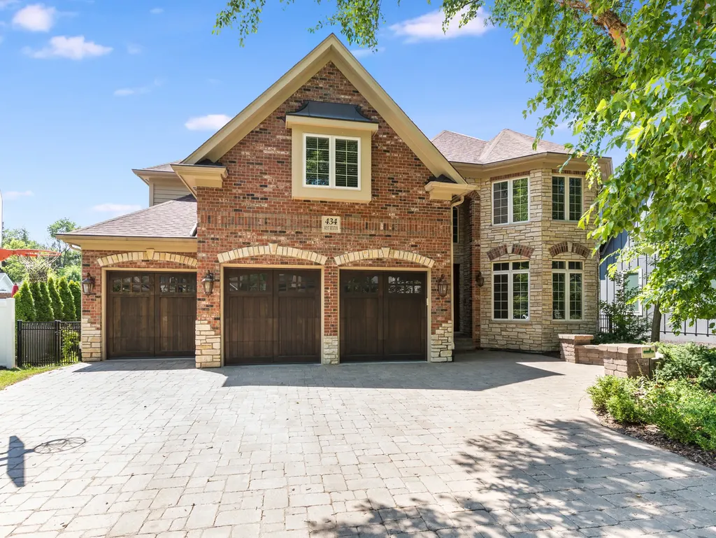 434 West Benton Avenue Naperville IL 60540