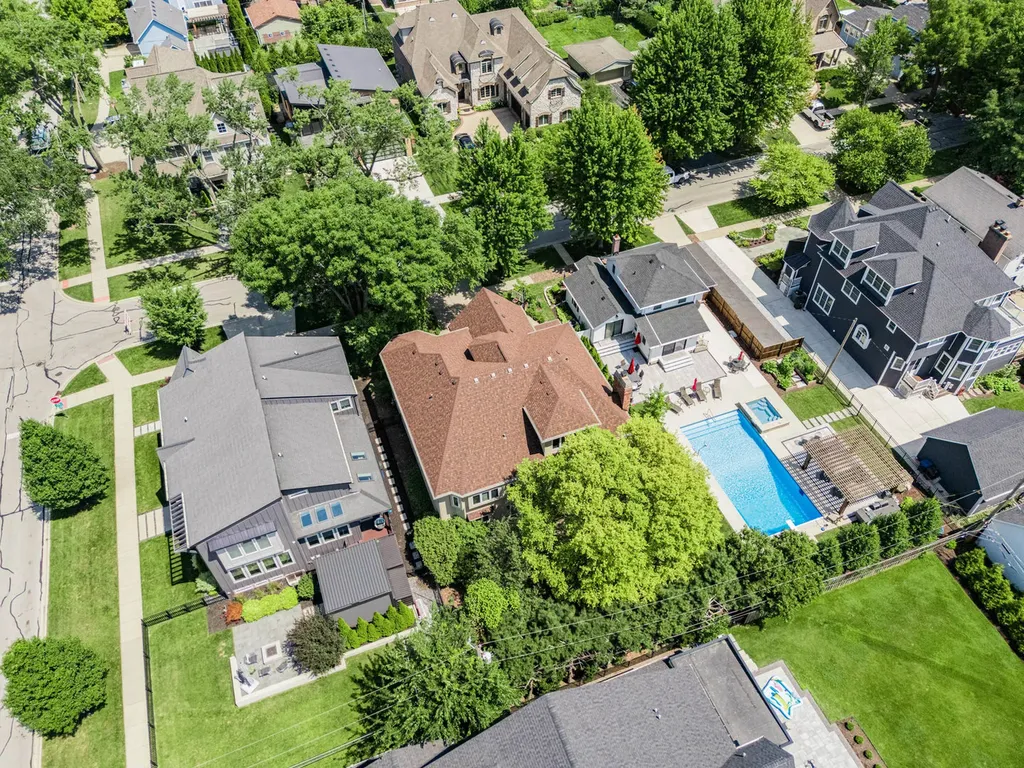 434 West Benton Avenue Naperville IL 60540