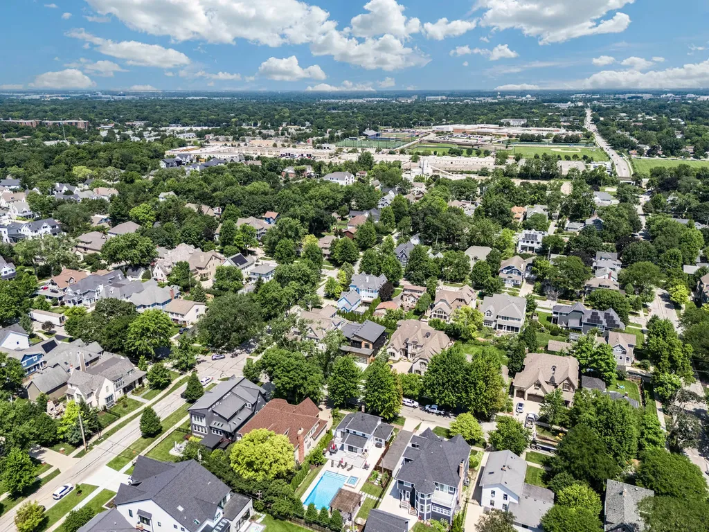 434 West Benton Avenue Naperville IL 60540