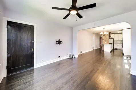 5419 North Monitor Avenue Chicago IL 60630