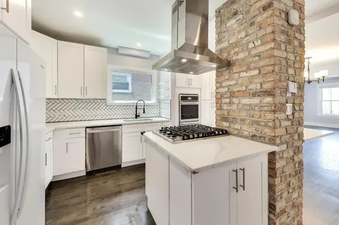5419 North Monitor Avenue Chicago IL 60630