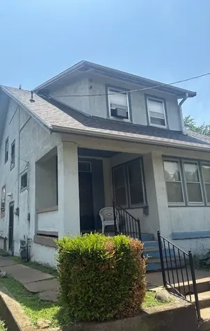1910 West Butler Street Peoria IL 61605