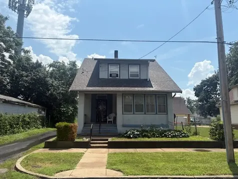 1910 West Butler Street Peoria IL 61605
