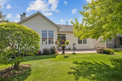 16530 Grandwood Lake Drive Crest Hill IL 60403
