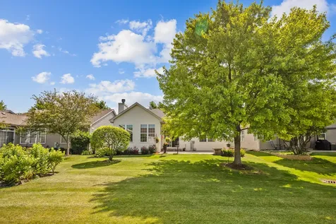 16530 Grandwood Lake Drive Crest Hill IL 60403