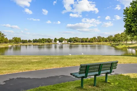 16530 Grandwood Lake Drive Crest Hill IL 60403