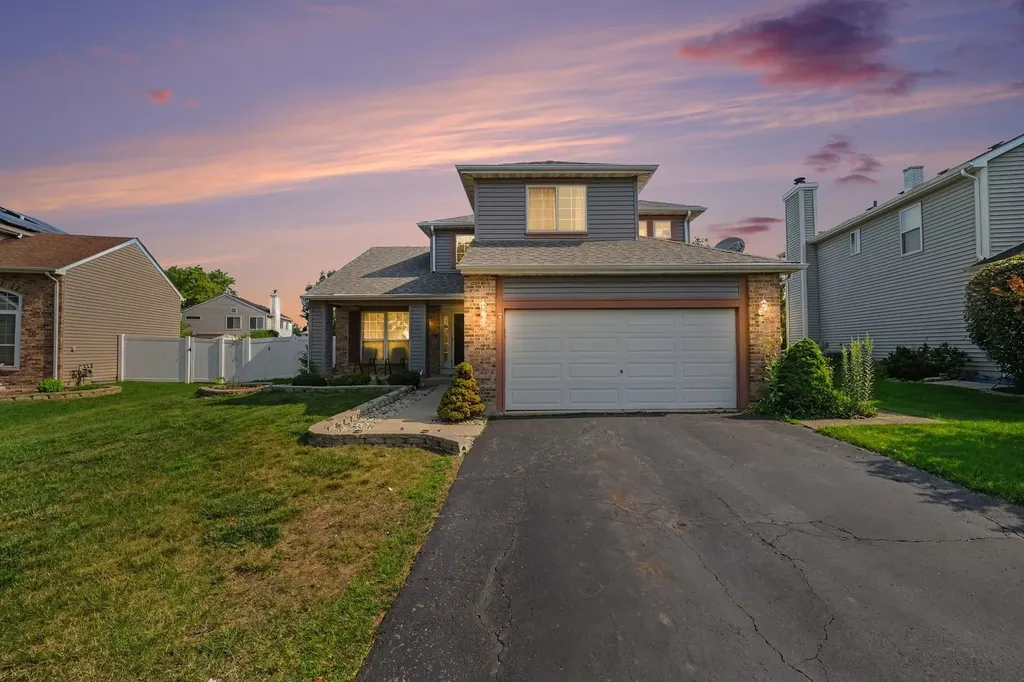 836 Tallgrass Drive Bartlett IL 60103