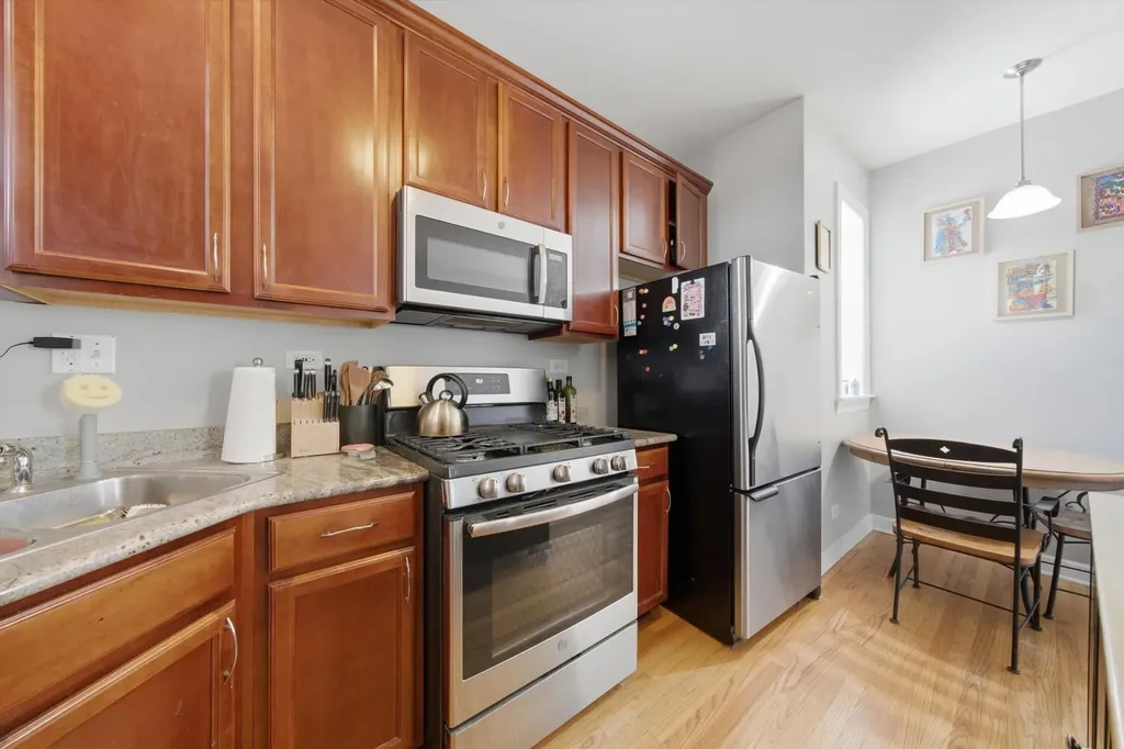 3358 West Hutchinson Street Chicago IL 60618