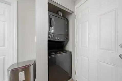 3358 West Hutchinson Street Chicago IL 60618
