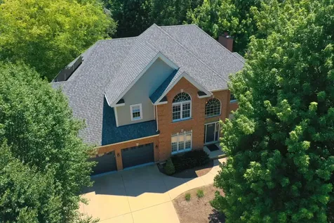8709 Shade Tree Circle Crystal Lake IL 60014