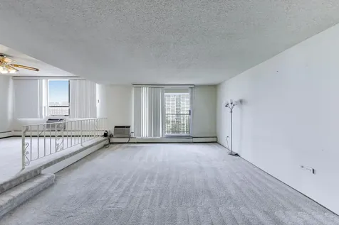8809 West Golf Road Niles IL 60714