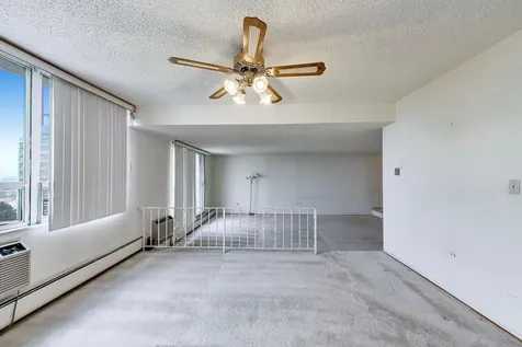 8809 West Golf Road Niles IL 60714