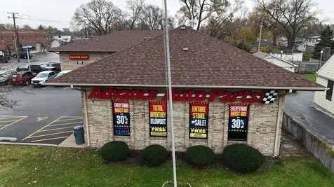 6601 111 Street W Worth IL 60482