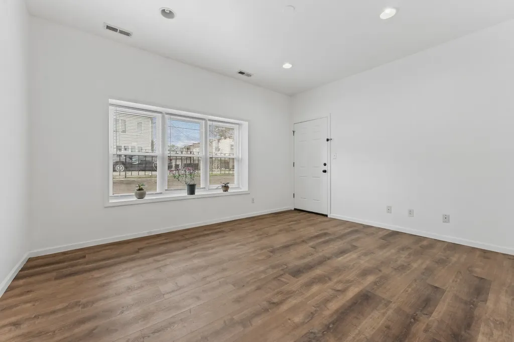 2713 South Crowell Street Chicago IL 60608