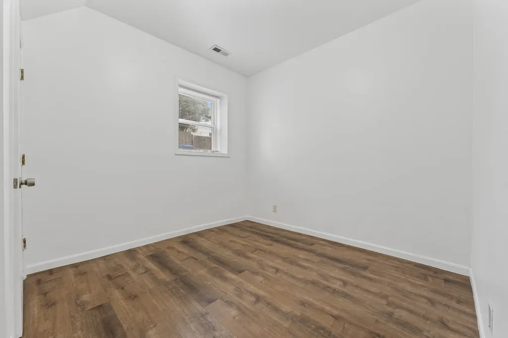 2713 South Crowell Street Chicago IL 60608