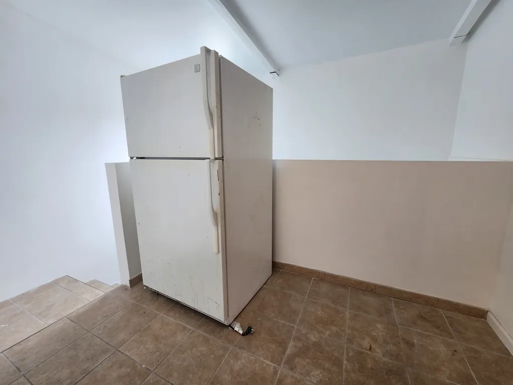2713 South Crowell Street Chicago IL 60608