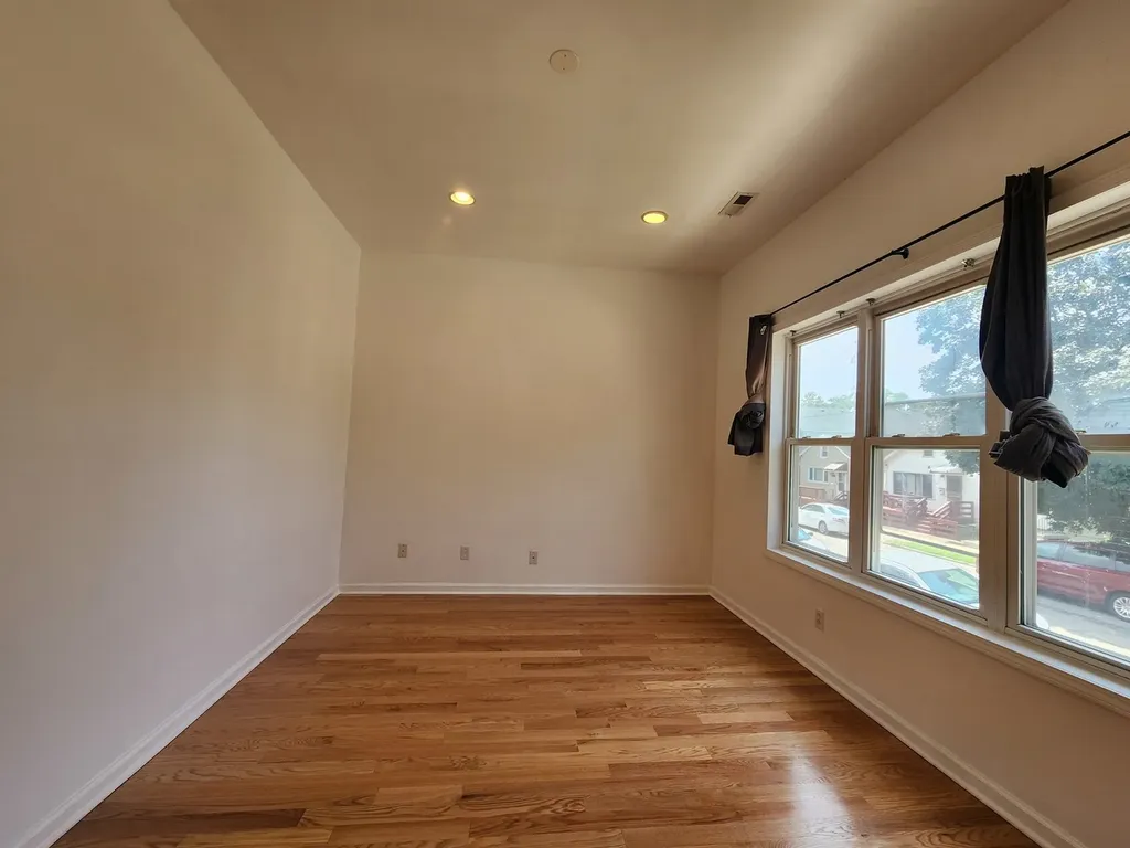 2713 South Crowell Street Chicago IL 60608