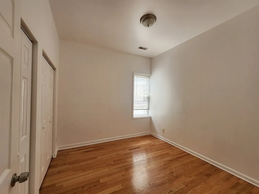 2713 South Crowell Street Chicago IL 60608