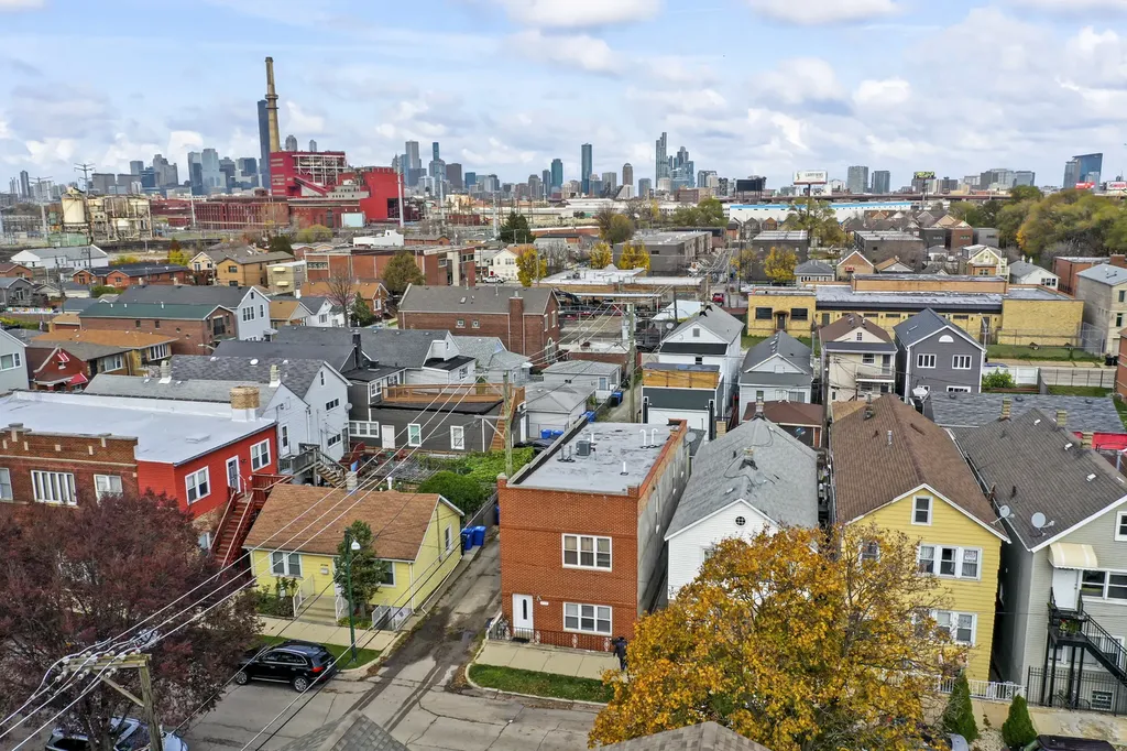 2713 South Crowell Street Chicago IL 60608