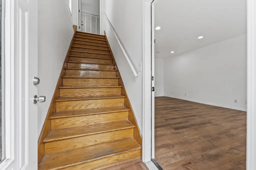 2713 South Crowell Street Chicago IL 60608