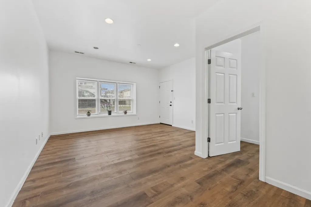 2713 South Crowell Street Chicago IL 60608