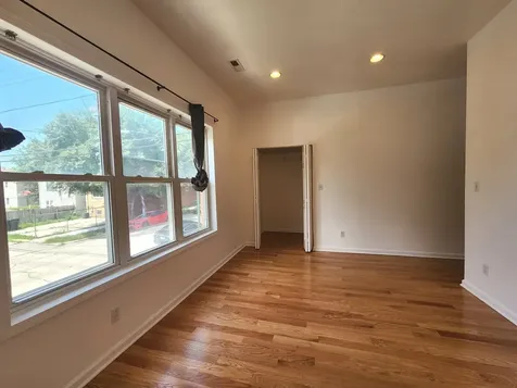 2713 South Crowell Street Chicago IL 60608