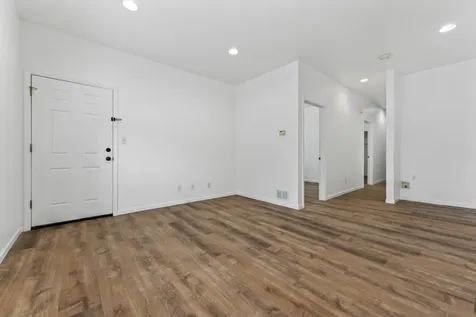 2713 South Crowell Street Chicago IL 60608