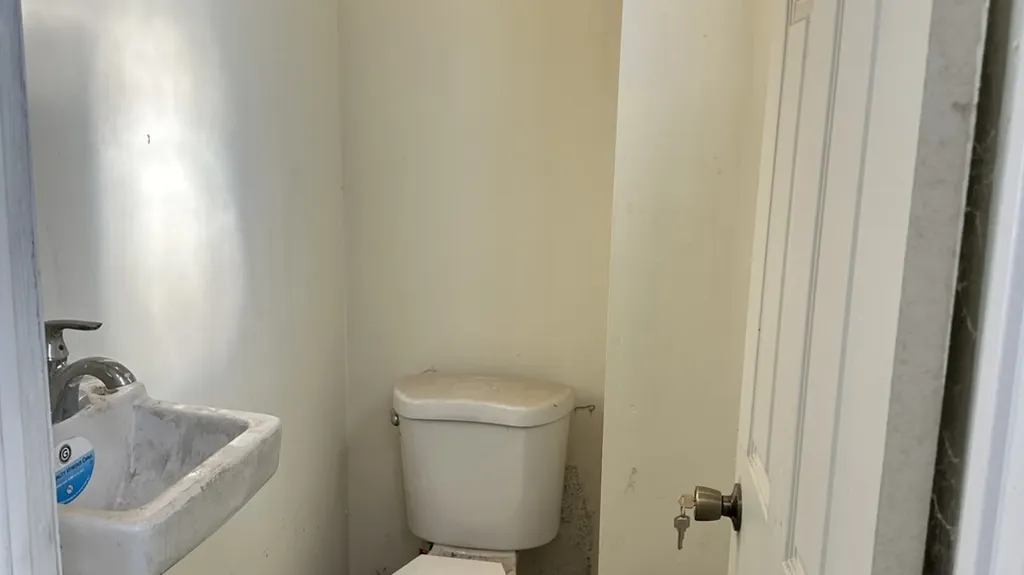 8416 South Ashland Avenue Chicago IL 60620
