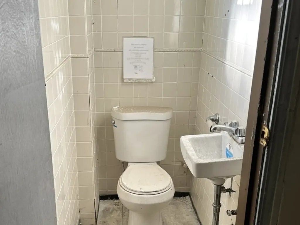 8416 South Ashland Avenue Chicago IL 60620