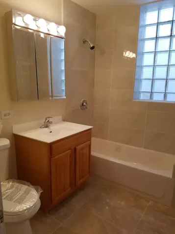 6600-04 West Roosevelt Road W Oak Park IL 60304