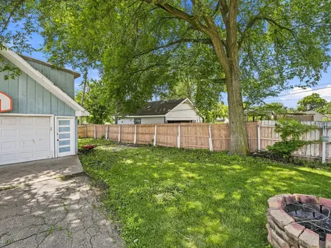 16W583 2ND Court Bensenville IL 60106