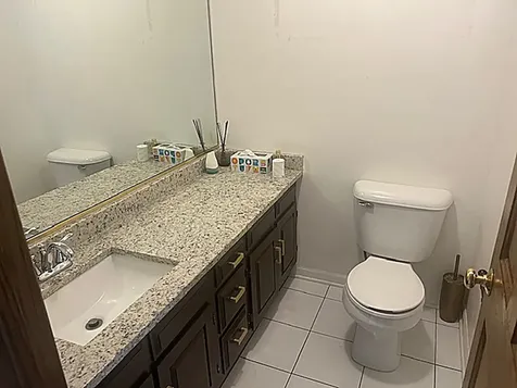 250 Crozier Drive Grayslake IL 60030