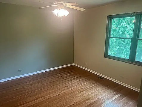 250 Crozier Drive Grayslake IL 60030