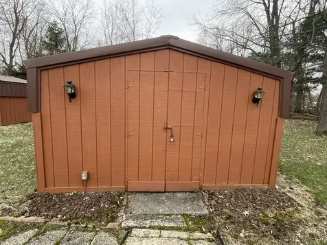 28/93 Woodhaven Lakes Avenue Sublette IL 61367