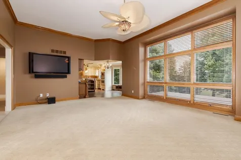 17 Smokey Court Bloomington IL 61704