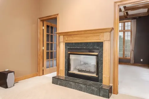17 Smokey Court Bloomington IL 61704