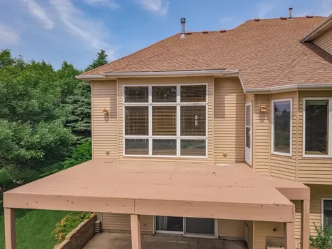 17 Smokey Court Bloomington IL 61704