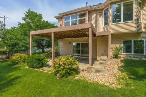 17 Smokey Court Bloomington IL 61704