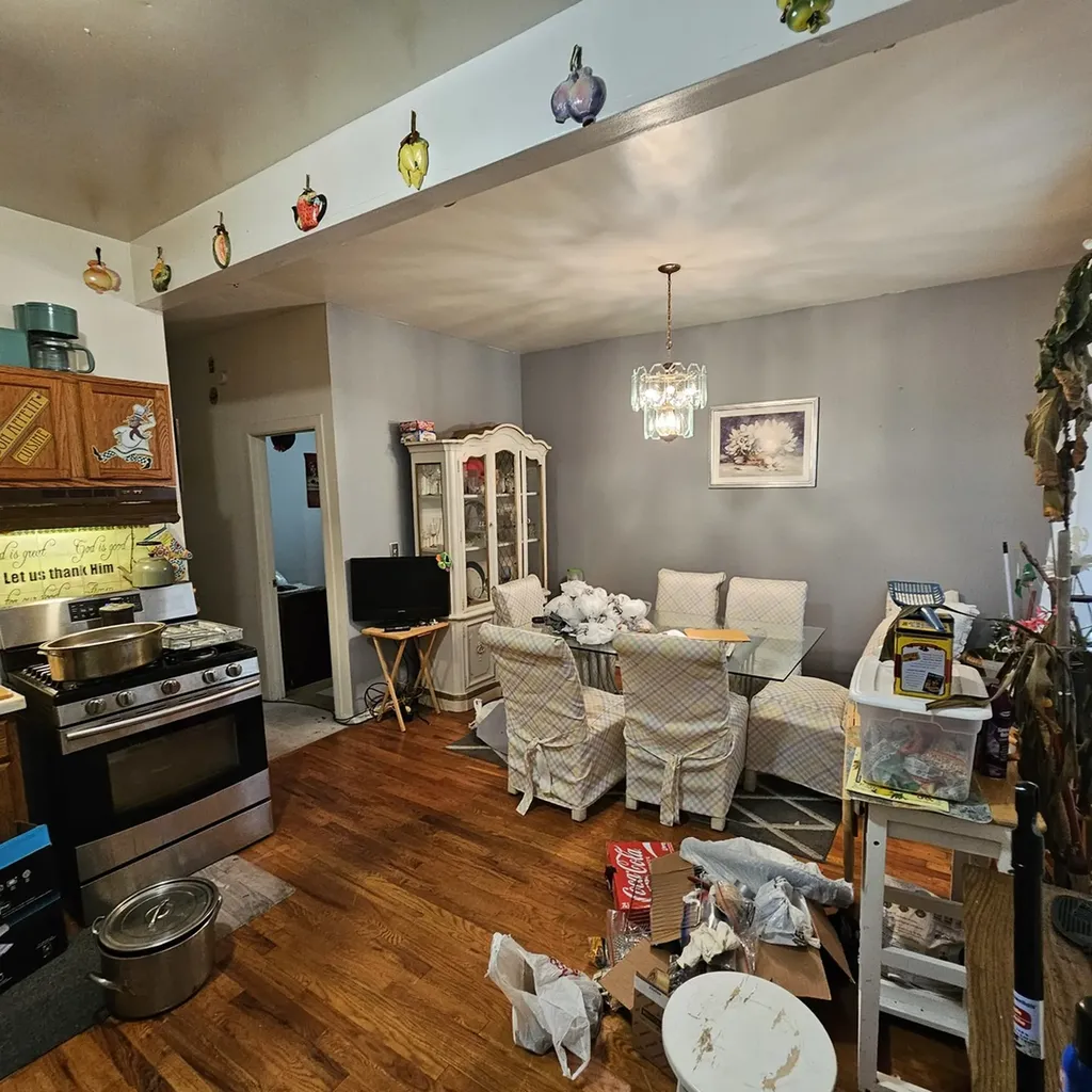 4008 West Wilcox Street Chicago IL 60624