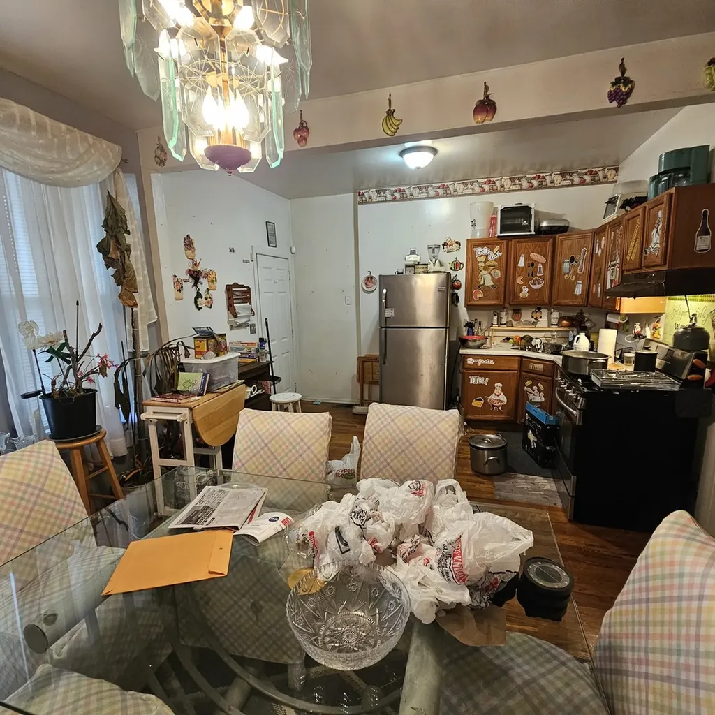 4008 West Wilcox Street Chicago IL 60624
