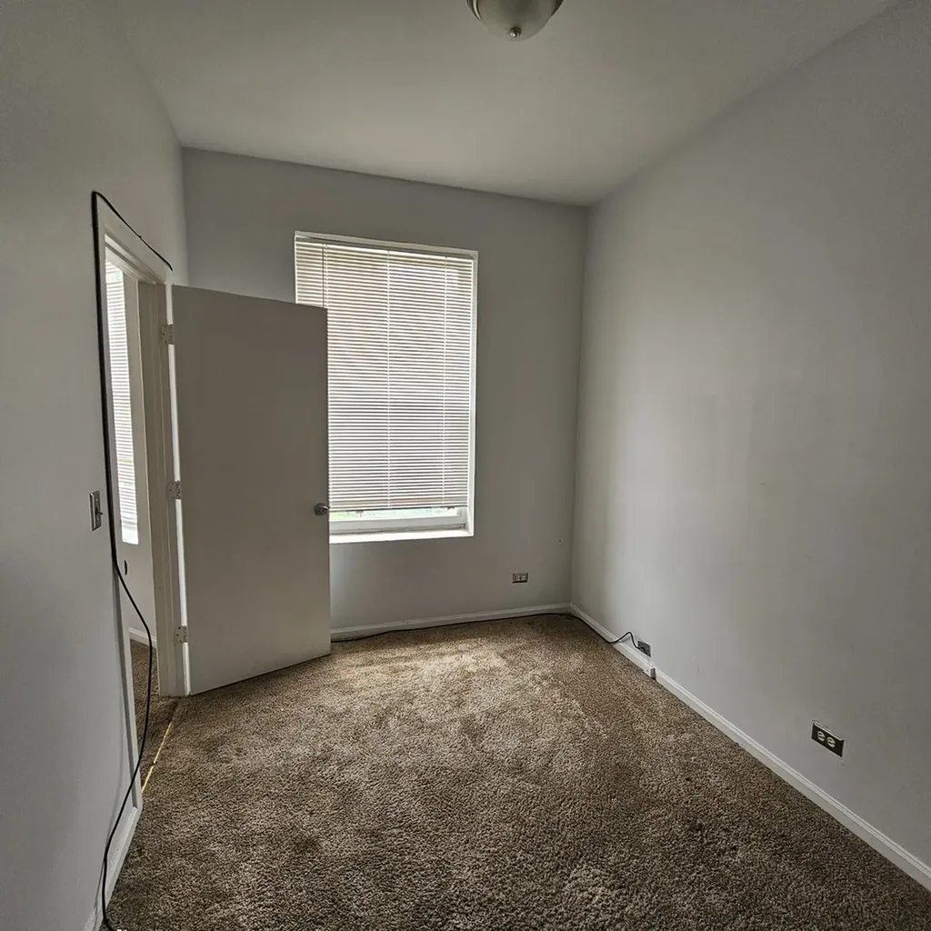 4008 West Wilcox Street Chicago IL 60624