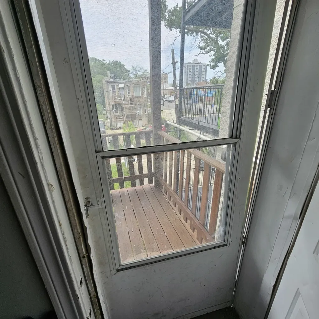 4008 West Wilcox Street Chicago IL 60624