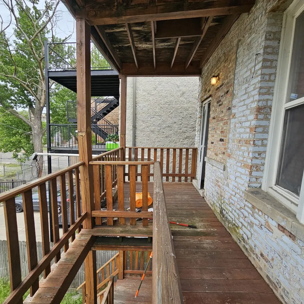 4008 West Wilcox Street Chicago IL 60624