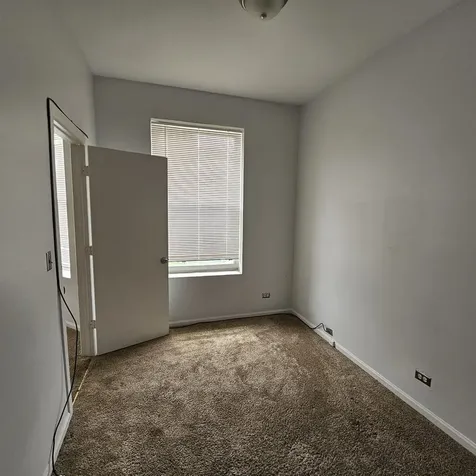 4008 West Wilcox Street Chicago IL 60624