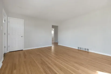 1367 Buffalo Avenue Calumet City IL 60409
