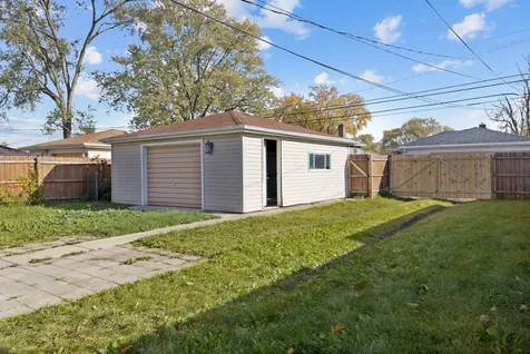 1367 Buffalo Avenue Calumet City IL 60409