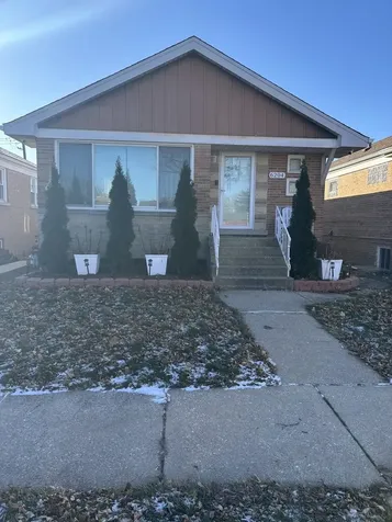 6204 35TH Street Berwyn IL 60402