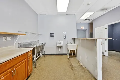 319 North Schmidt Circle Bolingbrook IL 60440