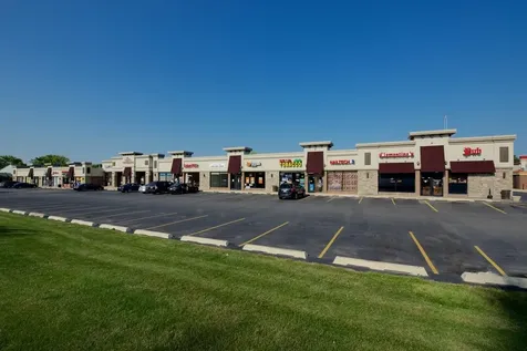 319 North Schmidt Circle Bolingbrook IL 60440