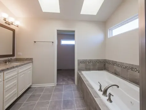 20137 Preston Lane Lynwood IL 60411